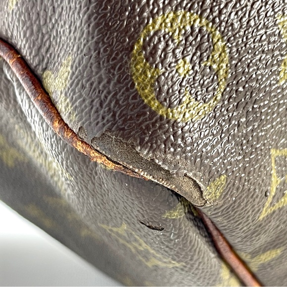 Authentic Louis Vuitton LV Keepall 50! - Picture 13 of 16